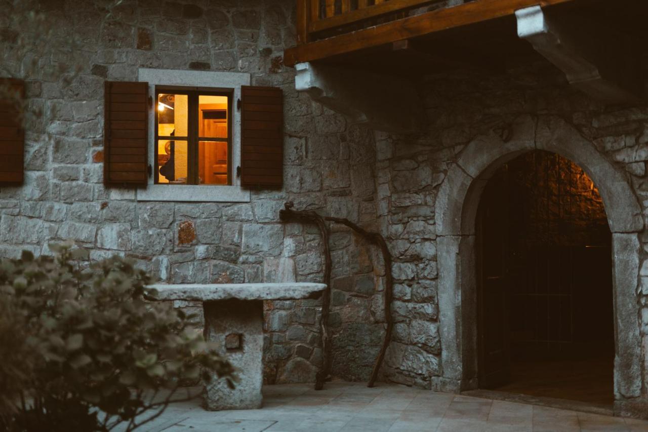 Skerlj Wine Estate Guest House Tomaj Bagian luar foto